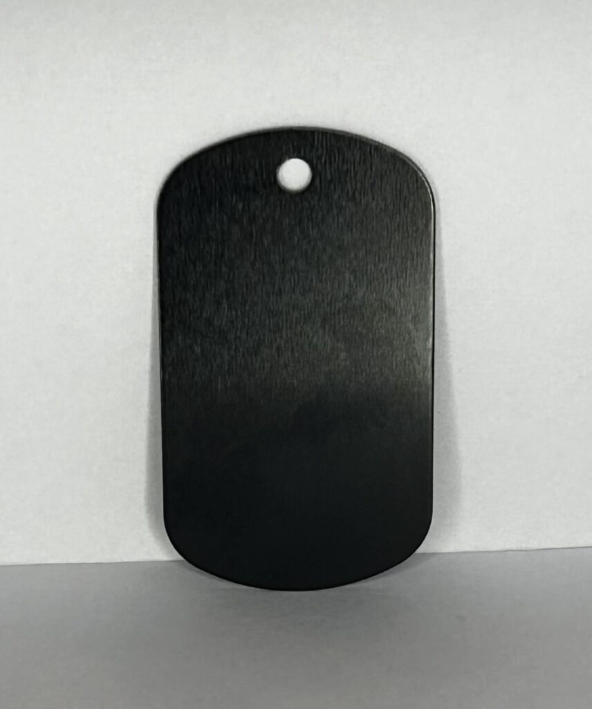 Svart Dog tag